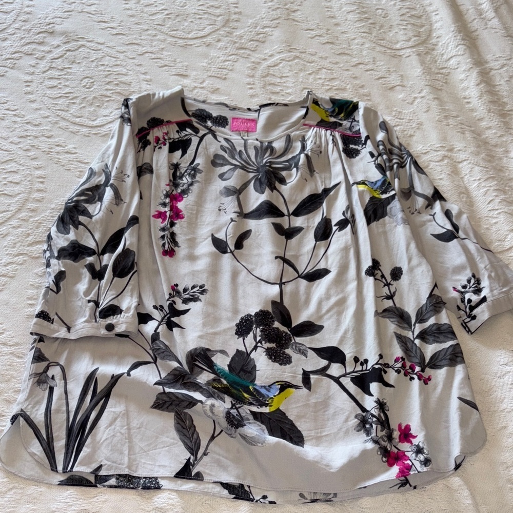 BNWT Black and Pink Floral / Bird Blouse by Joules